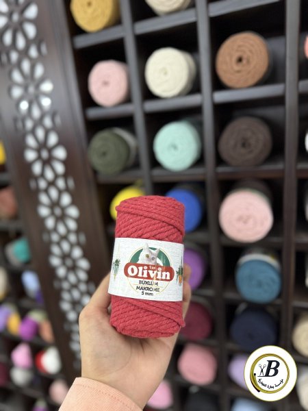احمر