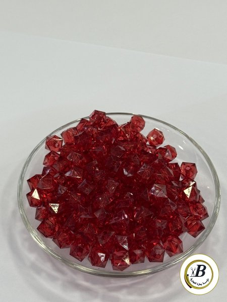احمر